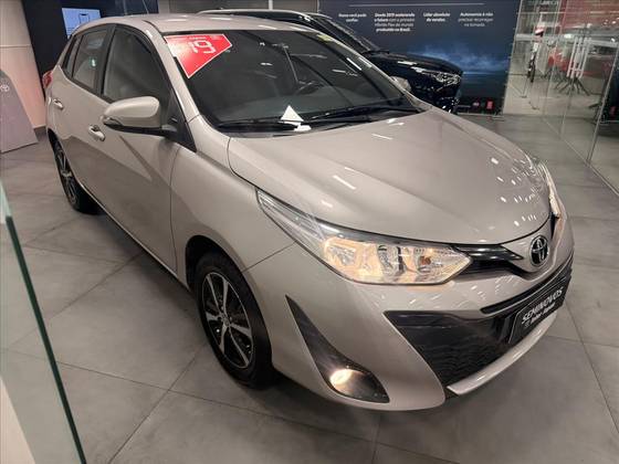TOYOTA YARIS 1.5 16V FLEX XS MULTIDRIVE TOYOTA YARIS 1.5 16V FLEX XS MULTIDRIVE